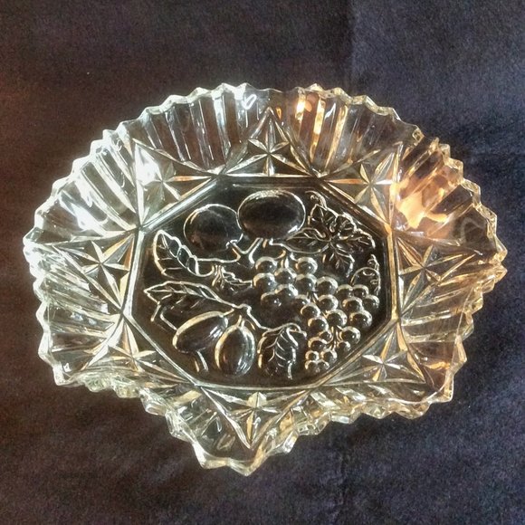 Federal Clear Glass Pioneer Fruit Motif Bowl Table Centerpiece Kitchen Display - Picture 5 of 5